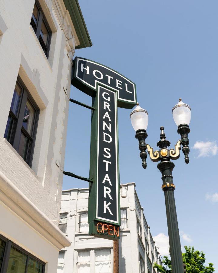 Hotel Grand Stark ポートランド エクステリア 写真